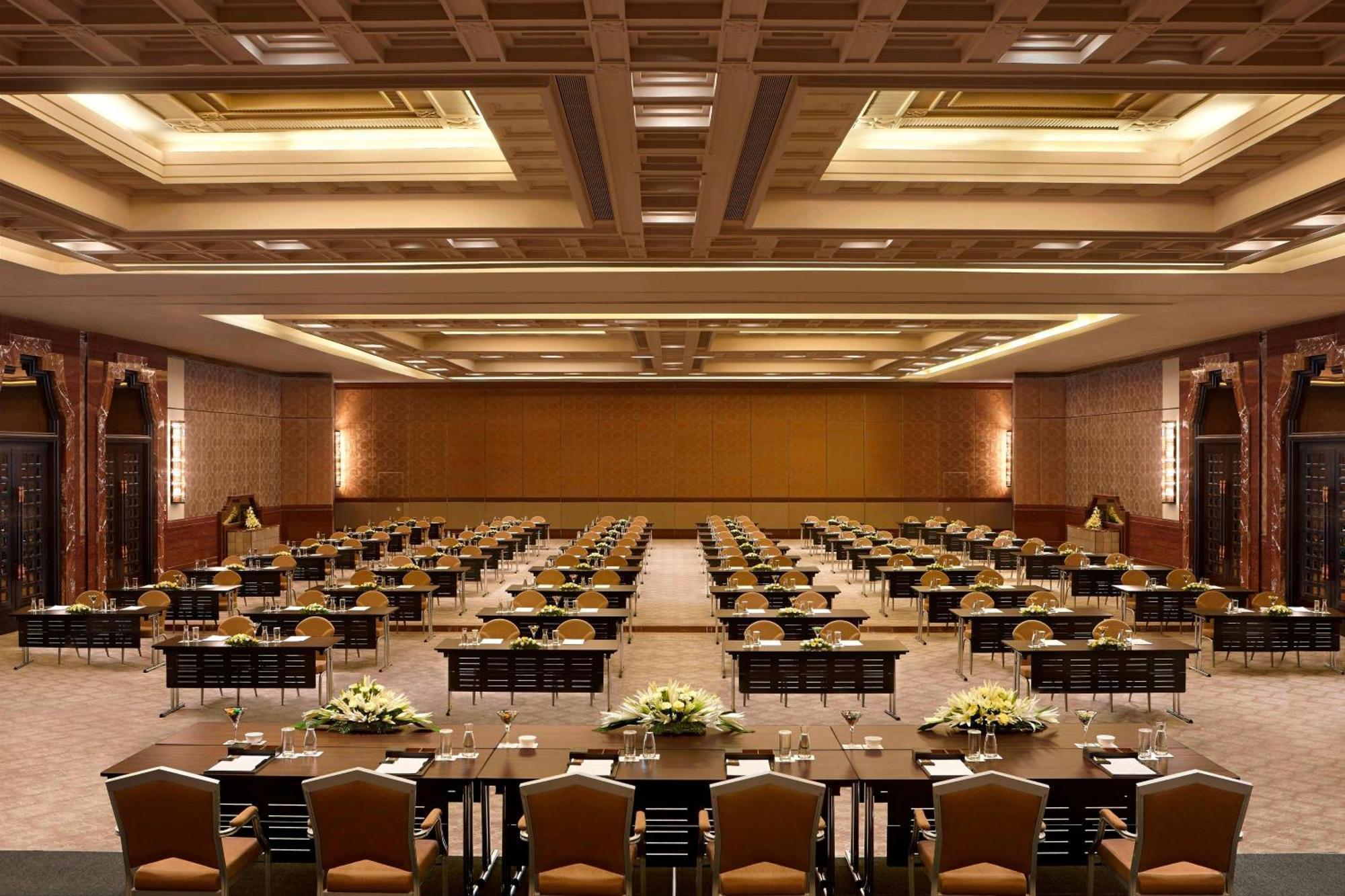Itc Grand Chola, A Luxury Collection Hotel, Madrás Exterior foto The Grand Ballroom