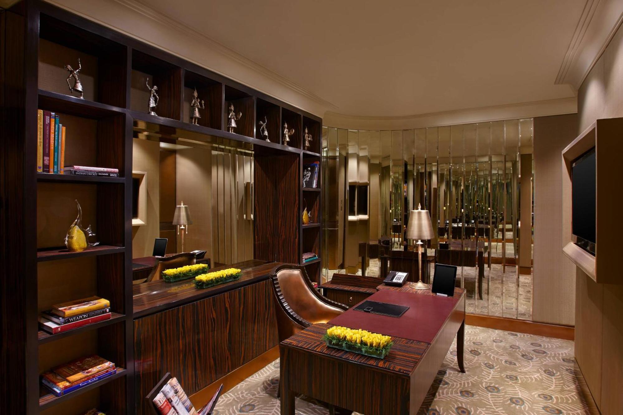 Itc Grand Chola, A Luxury Collection Hotel, Madrás Exterior foto The Westin Mumbai