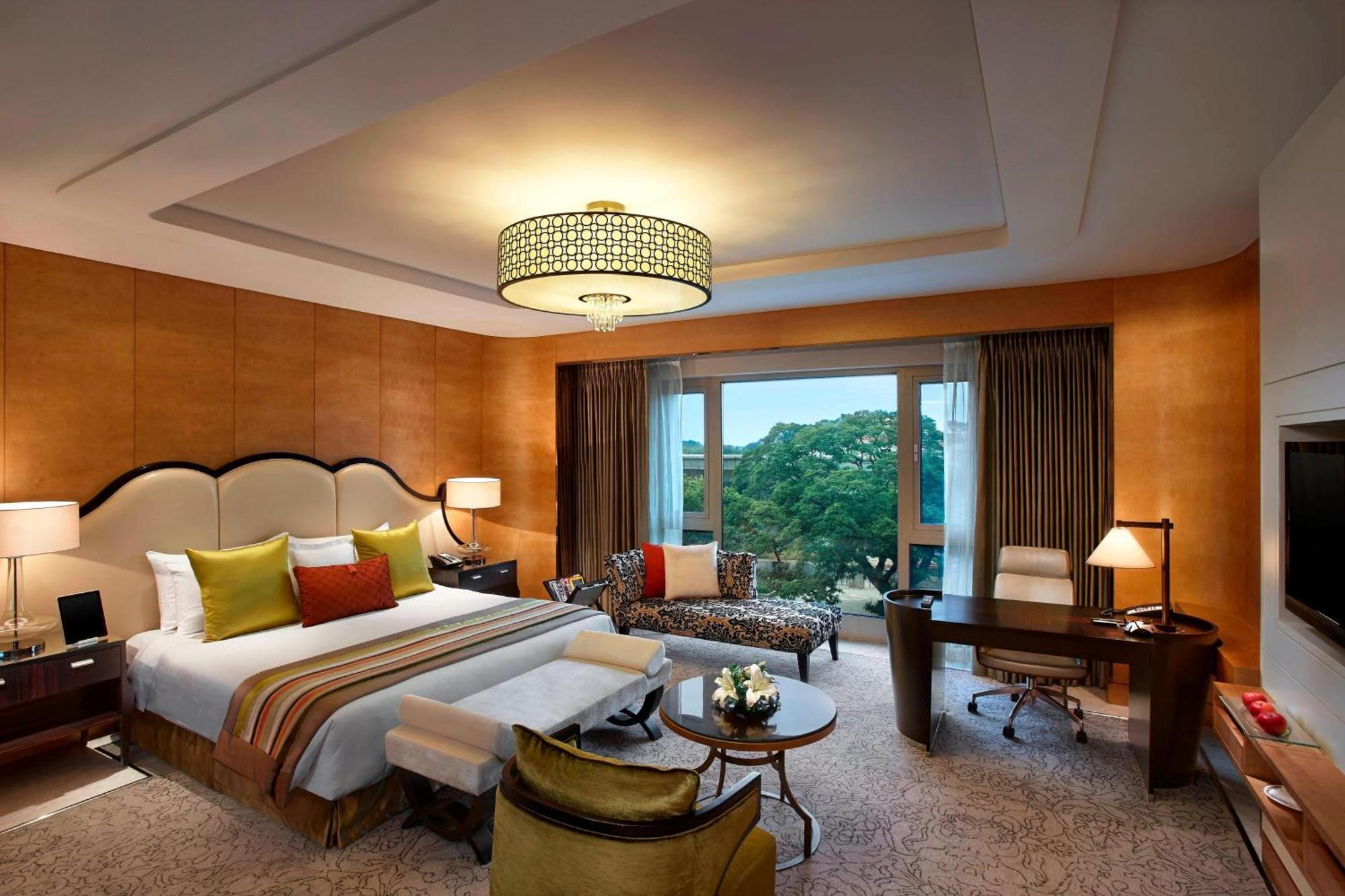 Itc Grand Chola, A Luxury Collection Hotel, Madrás Exterior foto A suite at the hotel