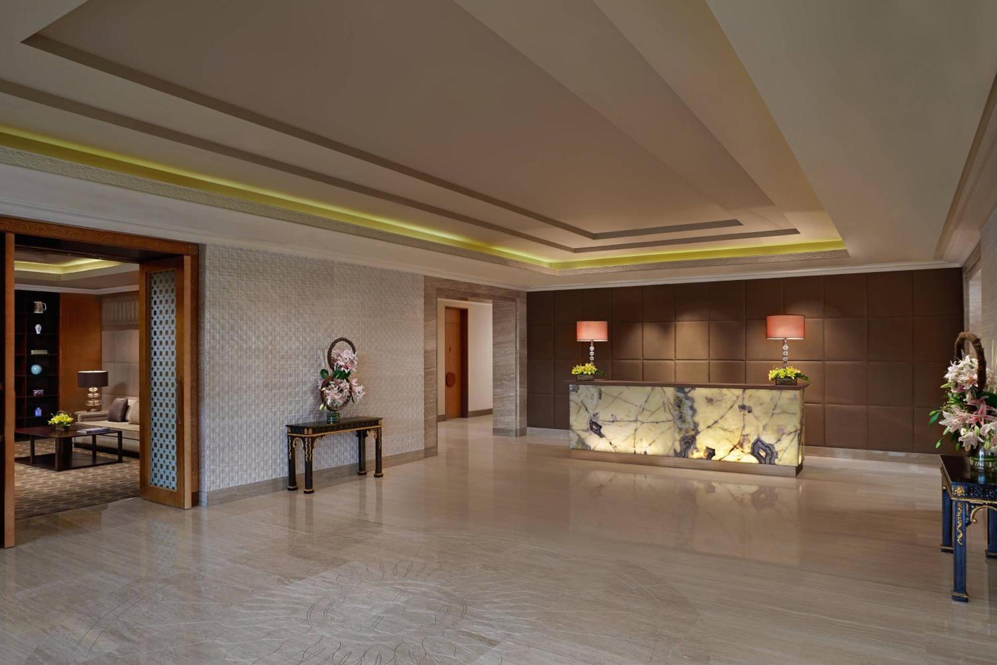 Itc Grand Chola, A Luxury Collection Hotel, Madrás Exterior foto The Westin Hyderabad Hiranandani Resort